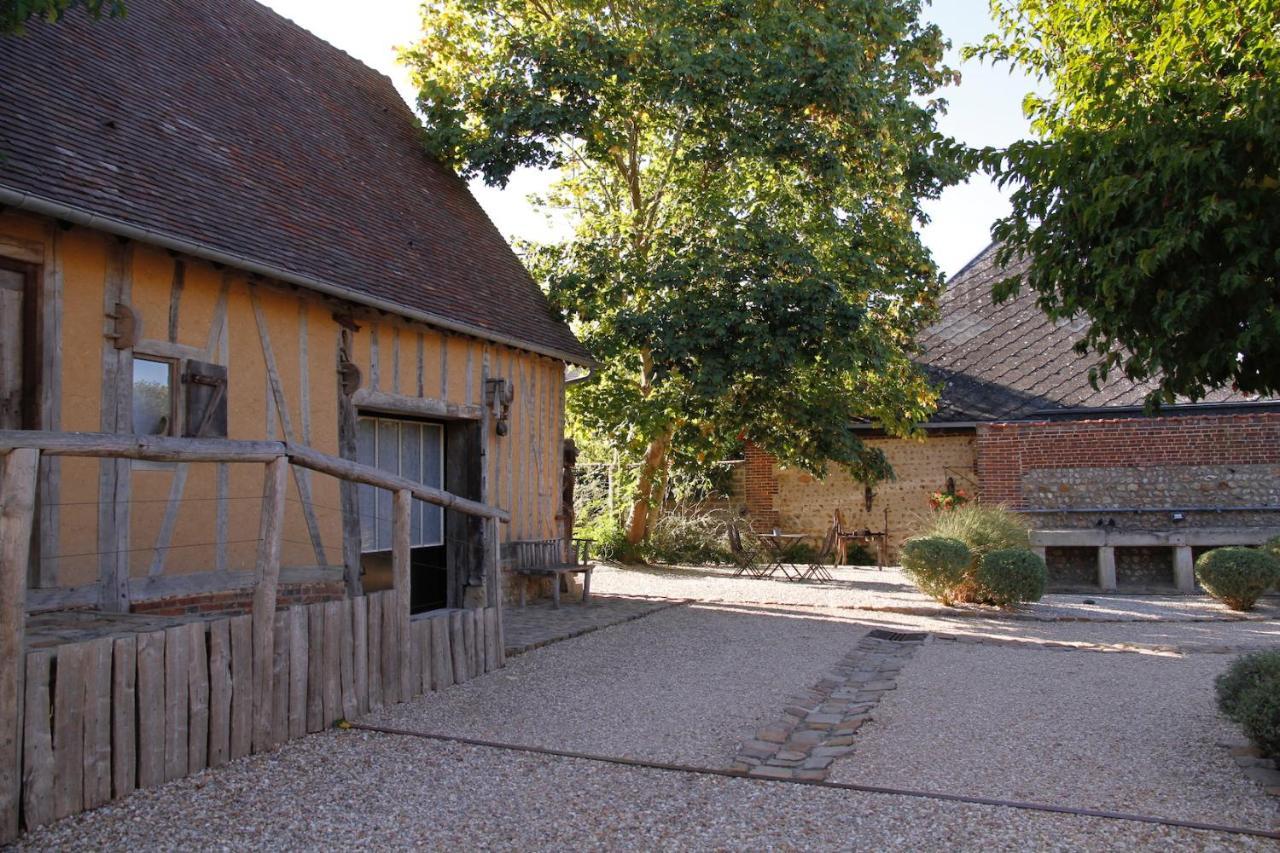 Le Jardin Découverte Conches-en-Ouche Exterior foto